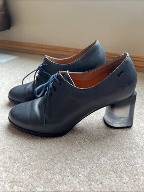 Camper Oxford Lucite Heel Shoes in Dark Gray - size 39